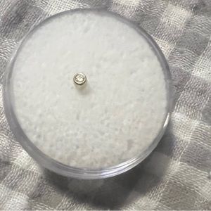 BVLA threadless 2 mm Diamond yellow gold end